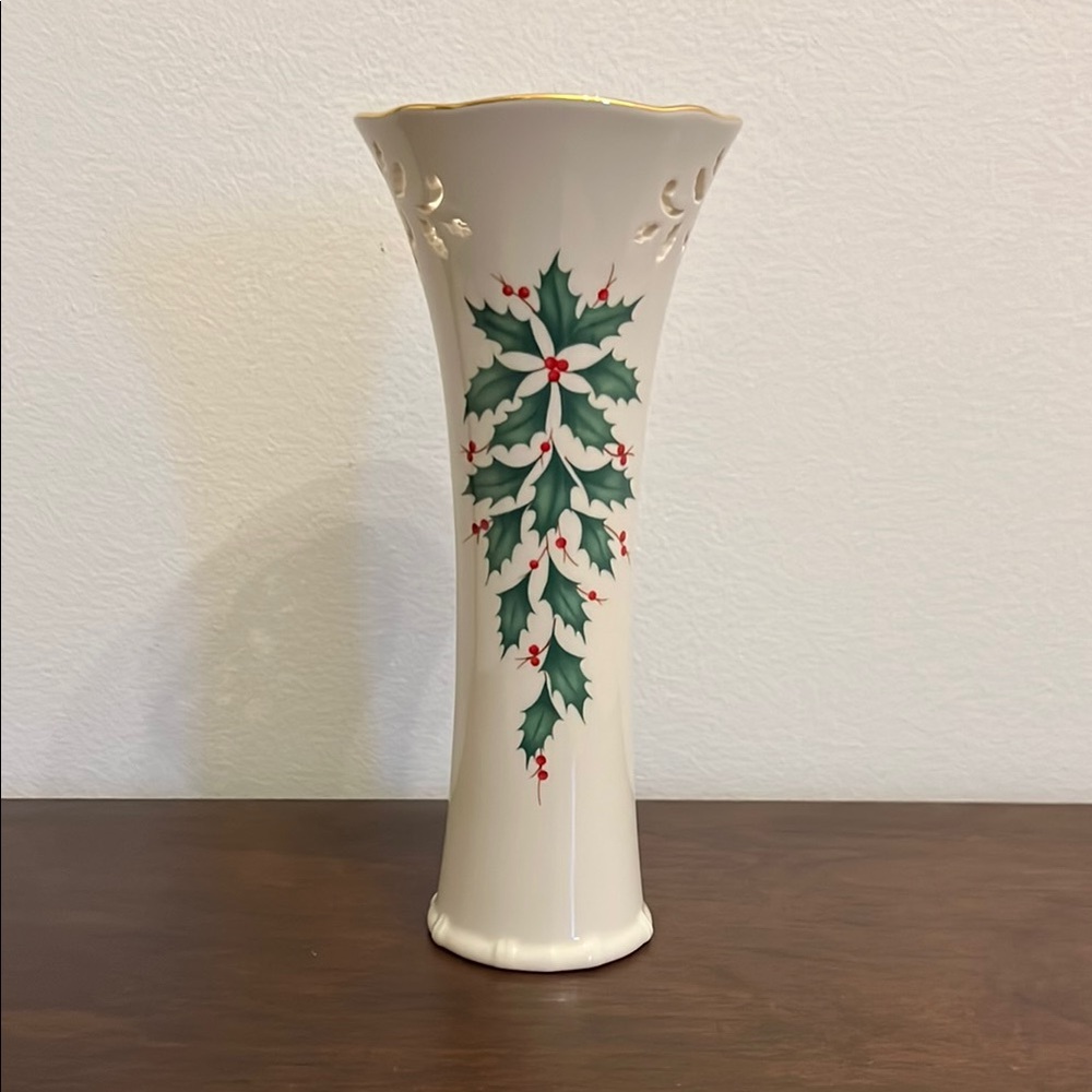 Lenox bud vase